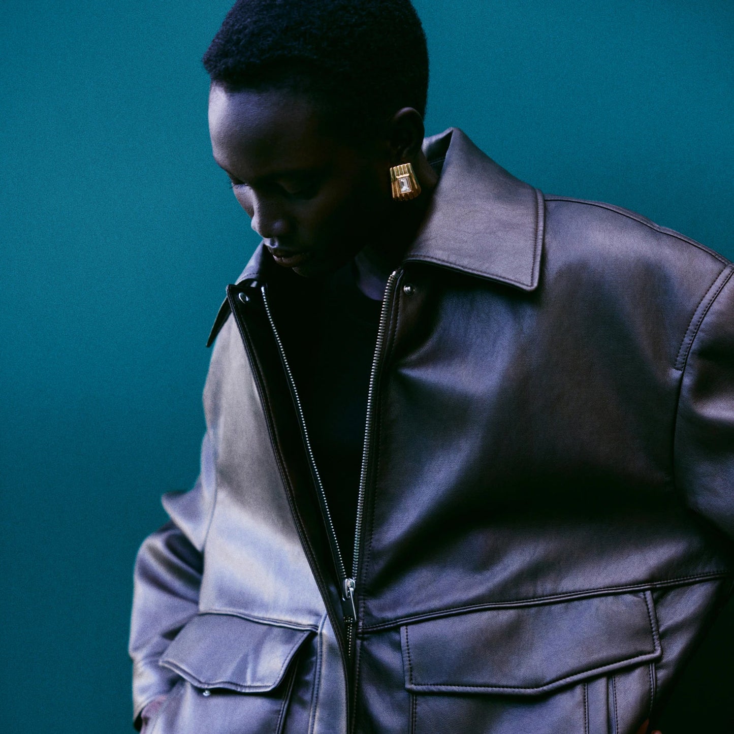 Marka Kristal Taşlı Küpe