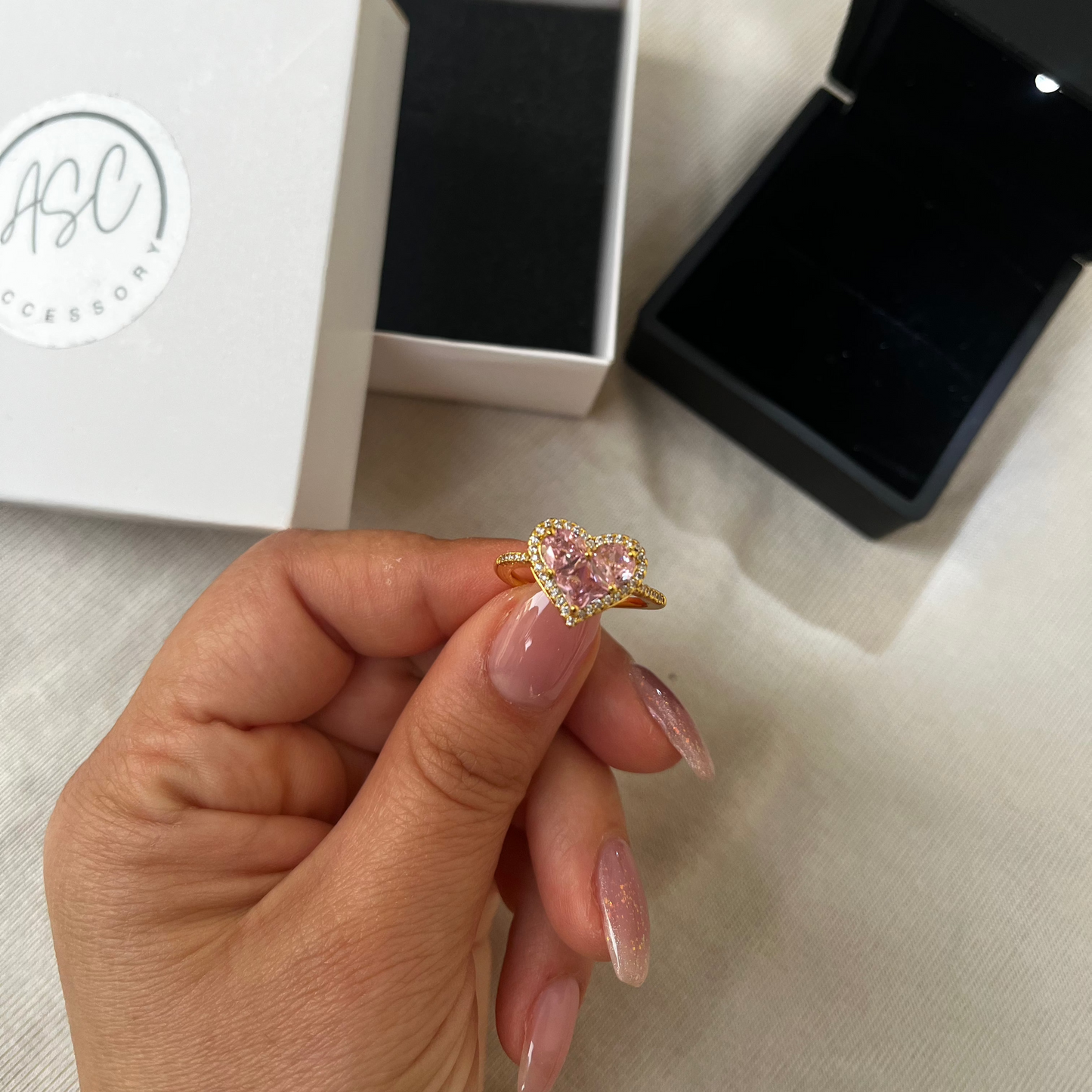 ASC Pembe Büyük Taşlı Gold Ayarlanabilir Ciddi İlişki Yüzüğü