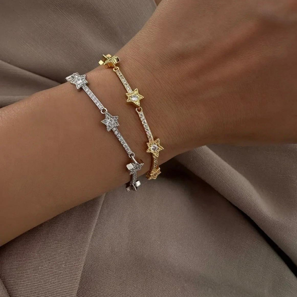 Xuping Taşlı Yıldız Gold Bileklik