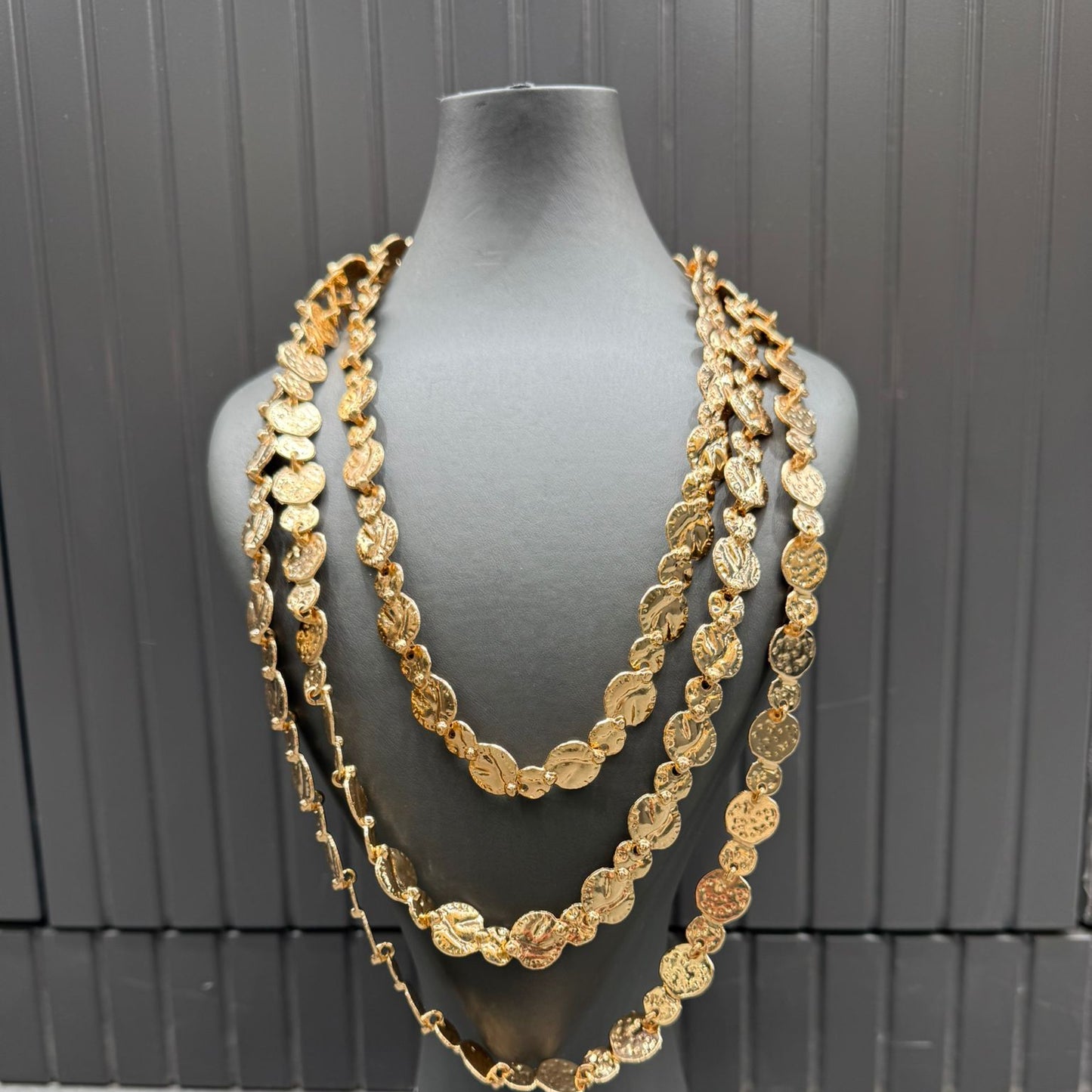 Marka Çoklu Madeni Para Kolye