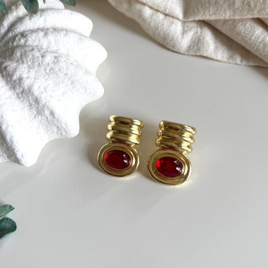 Marka Kırmızı Mineli Gold Küpe