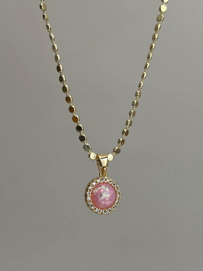Gold Sıralı Yuvarlak Zincirli Minik Pembe Mineli Etrafı Taşlı  Kolye