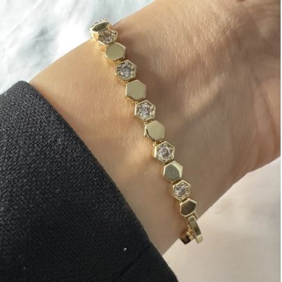 Petek Sıra Taşlı Gold Bileklik