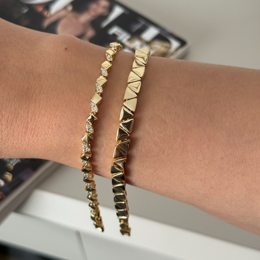 Özel Seri Taşsız Üçgen Bileklik