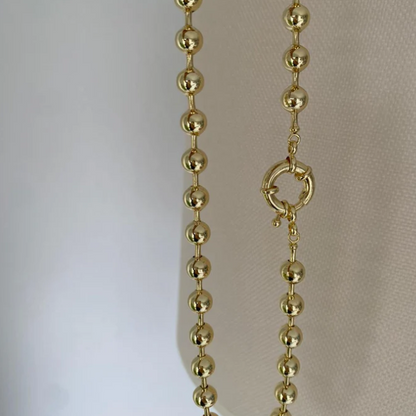 Gold Gemici Düğümü Detaylı Boncuk Kolye