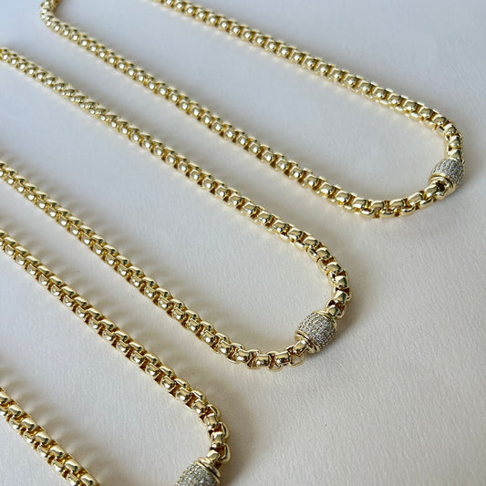 Xuping Gold Ortası Taşlı Kolye