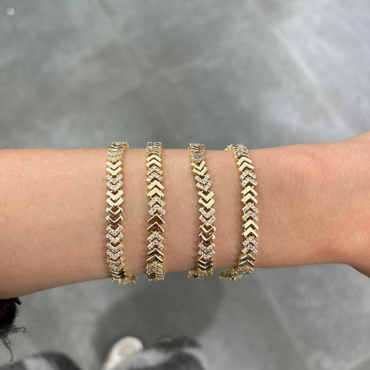 Xuping V Model Bileklik