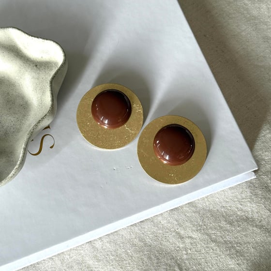 Gold Plaka Taş Detaylı Vintage Küpe