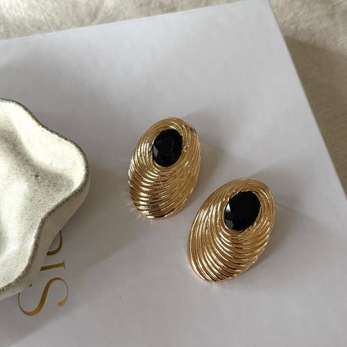 Gold Katmanlı Oval Siyah Taş Vintage Küpe